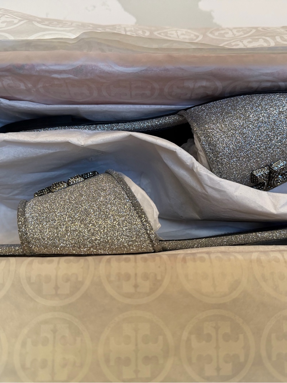 Tory Burch Silver Glitter Double-T Crystal Eleanor Slide Sandals - Picture 12 of 12